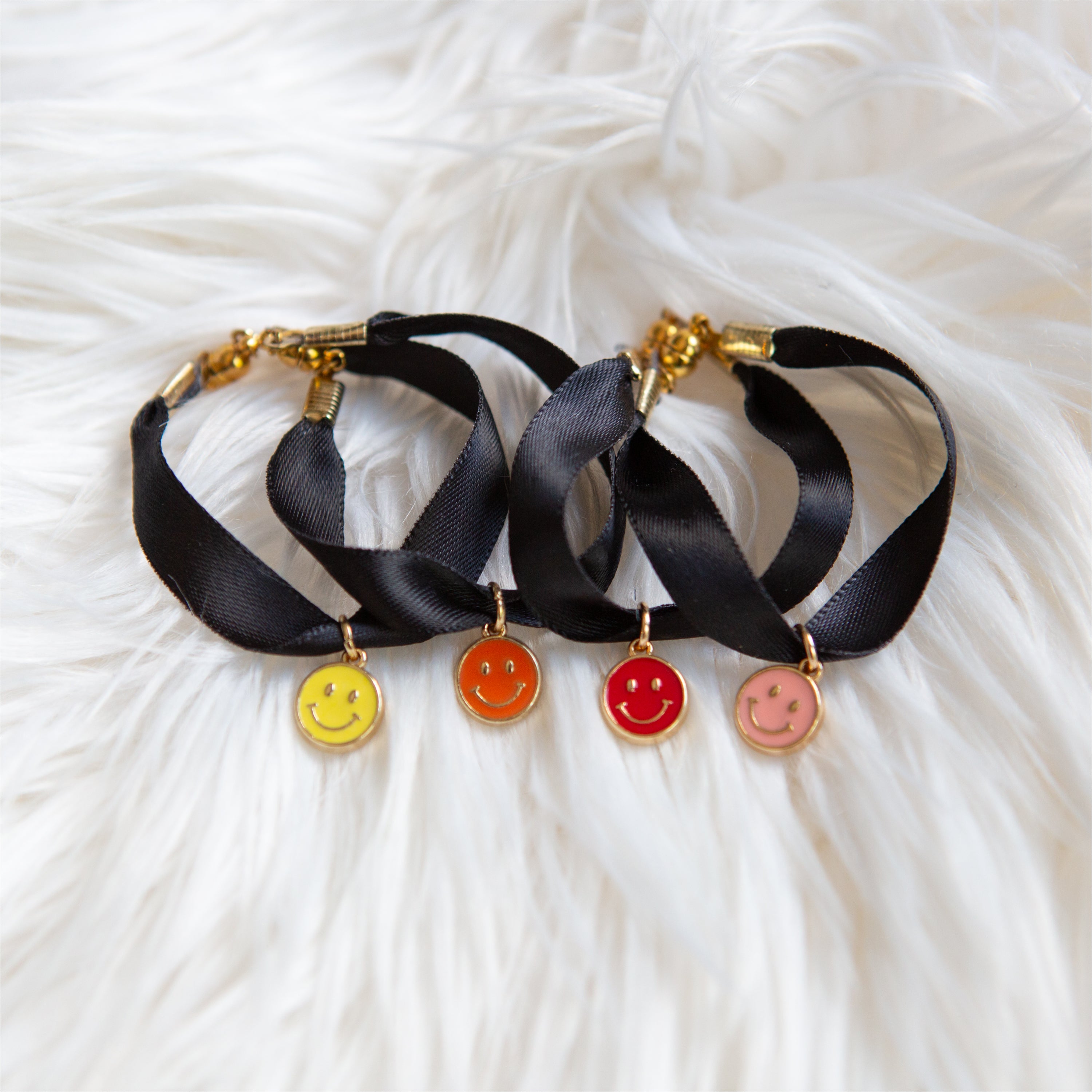 Smiley Face Choker